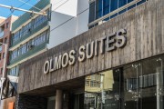 Olmos Suites